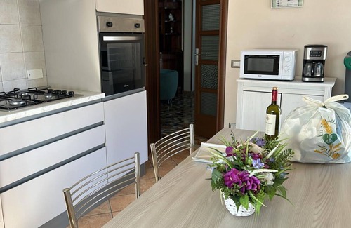 Villa Campanile Villa | Wonderful private villa with WIFI, private pool, A/C, patio and pets allowed, close to Lucca
