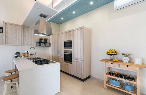 Rosolini Villa | Wonderful private villa for 4 guests with private pool, WIFI, A/C, TV, terrace and panoramic view