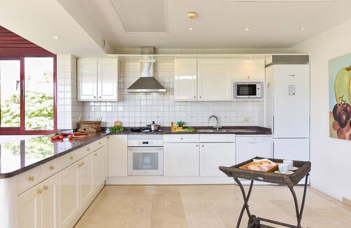 Mogan Villa | Wonderful private villa for 6 guests with WIFI, private pool, A/C, TV and pets allowed