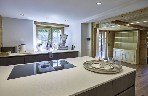 Saas im Prattigau House | Wonderful private villa for 8 guests with WIFI, TV, patio and panoramic view