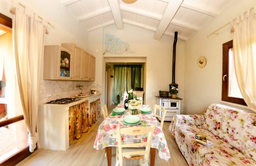 Lari Villa | Wonderful private villa for 4 guests with A/C, private pool, WIFI and pets allowed