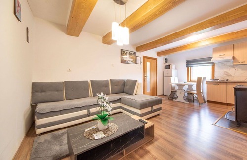 Tounj House | Wonderful private villa for 4 people with A/C, WIFI, private pool, TV, terrace and pets allowed