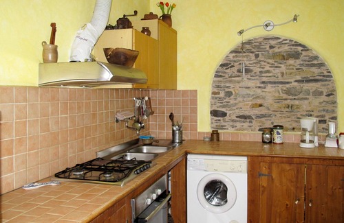 Aurigo House | Wonderful private villa for 5 people with WIFI, TV, patio, pets allowed and parking