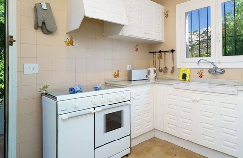 Arnella House | Wonderful private villa with private pool, WIFI, TV, patio, pets allowed, panoramic view and par...