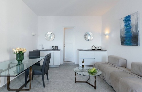 Firostefani Villa | Wonderful Santorini Villa | 7 Bedrooms | Villa Avalon | 3 Private Plunge Pools.