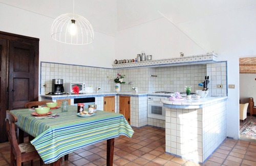 Brozolo House | Wonderful villa for 6 guests with private pool, WIFI, TV, veranda and panoramic view