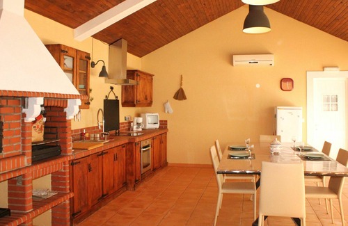 Montijo House | Wonderful villa for 6 people with pool, A/C, WIFI, TV and terrace