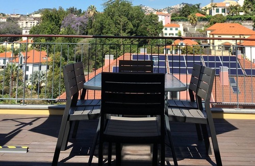 Imaculado Coracao de Maria Apartment | Wood Aleixo's AL - Pool, Free Parking & Gym