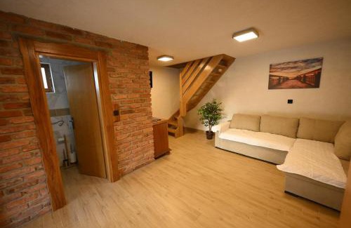 Breznik Plesivicki House | Wooden fairy tale vacation house