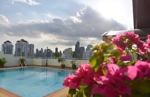 Thonglor Apartment | Wooden Floor 2 bedroom in Thonglo