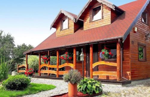 Miedzyzdroje House | Wooden House by Baltic Sea & Wolin Park