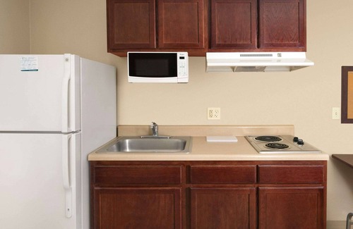 Liberty Hotel | WoodSpring Suites Kansas City Liberty