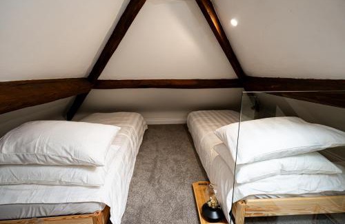 Sutton Maddock House | Worfe View Cottage