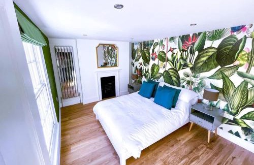 Worthing House | Worthing town house