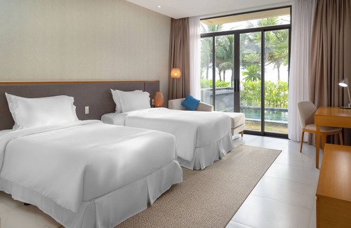 Cam Lam Hotel | Wyndham Garden Cam Ranh Resort