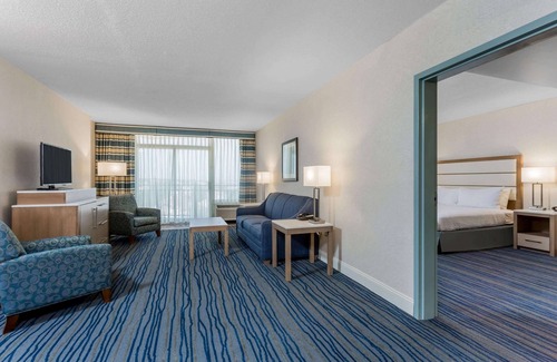 Northeast Virginia Beach Hotel | Wyndham Virginia Beach Oceanfront