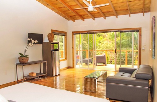 Antoneys Cay Resort | Xbalanque