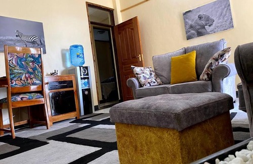 Hospital Apartment | Xellent Suites- Mugi house