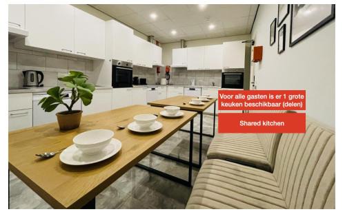 Raamsdonksveer Apartment | Xl Suite With Rain Shower, Aircon At City Center
