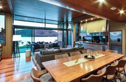 Hamilton Island Villa | Yacht Club Villa 10 - aquazure