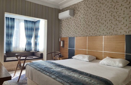 Efeler Hotel | Yahura Otel
