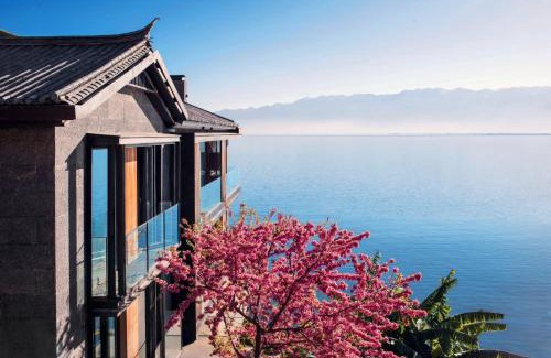 Shuanglang Hotel | Yakamoz Erhai Hotel