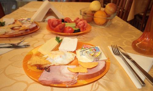 Negushevo House | Yan BibiYan Guest House