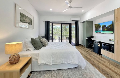 Nhulunbuy Hotel | Yanawal
