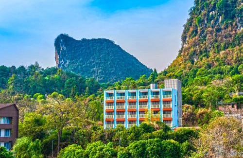 Yangshuo House | Yangshuo Courtyard Hotel - An all-English team by the Li River