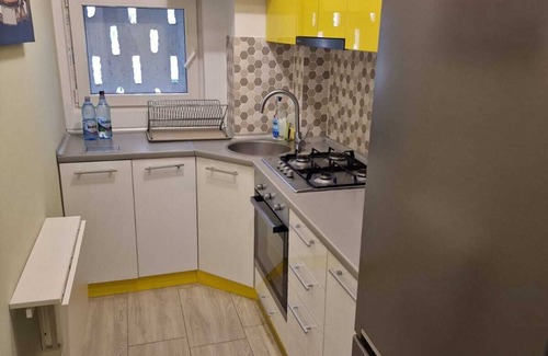Bucharest City-Centre Apartment | Yellow Apartment - Cismigiu Gardens