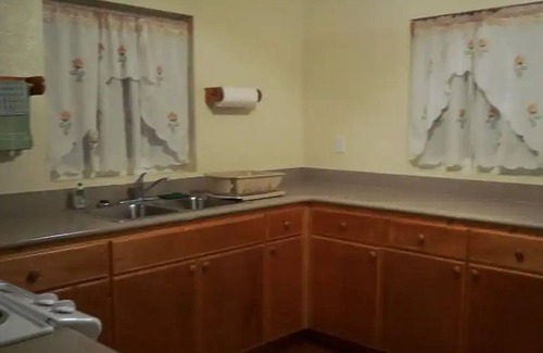 North Palmetto Point Cottage | Yellow Elder Cottage, 1 Bedroom