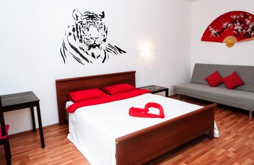 Leninskiy rayon Apartment | Yin Yang in Moskva Complex