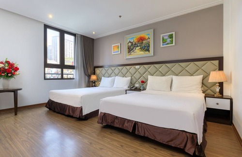 Cau Giay Hotel | Yolowa Hotel