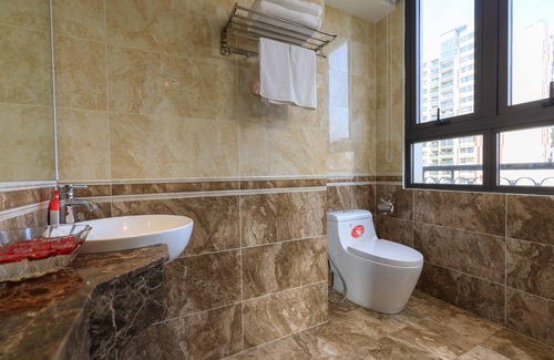 Cau Giay Hotel | Yolowa Hotel