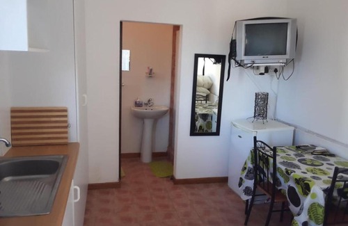 Port Alfred Bed & Breakfast | Yonz Self Catering Units