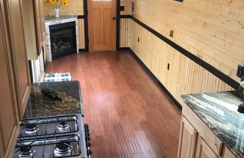 Lyons Resort | Your Adventure Hub – The Sequoia Tiny Home on River and Near Trails & Parks