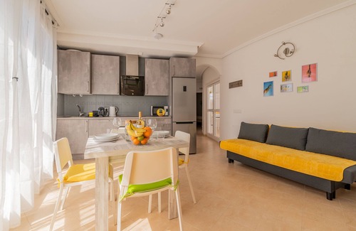Corralejo Villa | Your oasis of peace in Corralejo, views of the ocean and volcanoes. Top pool!
