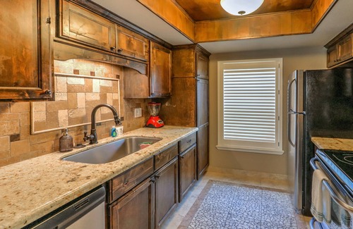 South Padre Island House | Your Seaside Sanctuary Awaits: Stay Longer, Save More with 10% Off 7+ Nights
