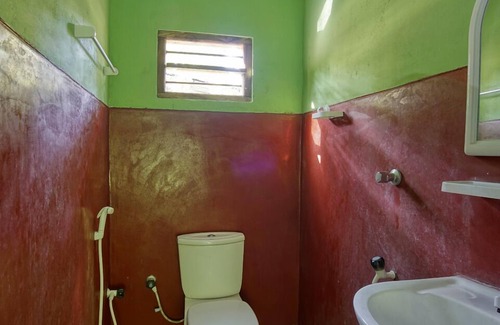 Eravur Pattu Hotel | Yuhibuhi Forest Resort