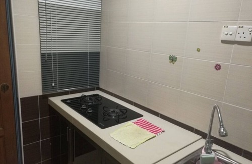 Tebrau House | YY Simple Homestay 1 @ JP Perdana (FREE WIFI)