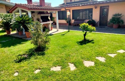 Ostia Antica Apartment | ZÍ MARIO Suite degli Ospiti - Roma Ostia Antica