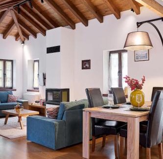 Asprangeloi Ski Chalet | ZagMé 365