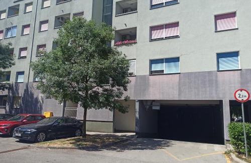 Zagreb Apartment | Zagreb LAKE STAR, free parking, aditional option garage parking 15eur