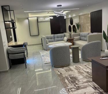 Al Duqqi Apartment | Zahir-701
