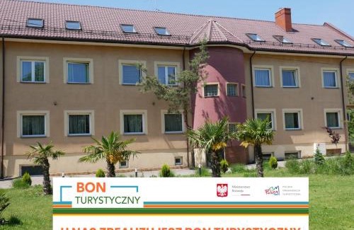 Konstancin-Jeziorna Hotel | Zajazd Pułaskiego