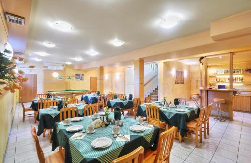 Chylice Hotel | Zajazd Ustronie