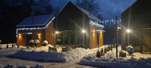gmina Jozefow nad Wisła Villa | Zakątek Bór, nowoczesne domki nad rzeką