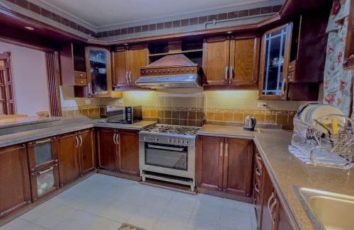 Zamalek Apartment | Zamalek Luxuriou Apt