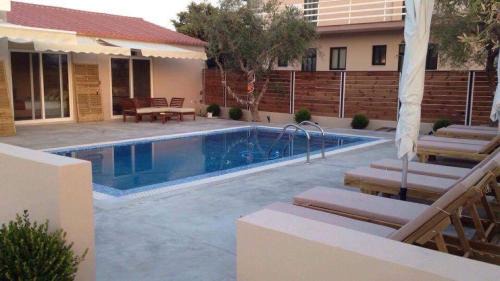 Alikanas Apartment | Zante Flower Studios & Apartments