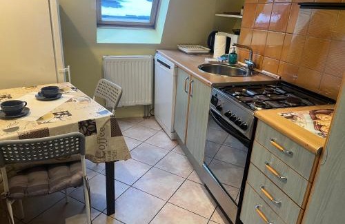 Wlochy Apartment | ZAPUSTNA NOWA
